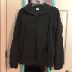 Medium grey Columbia full zip fleece
